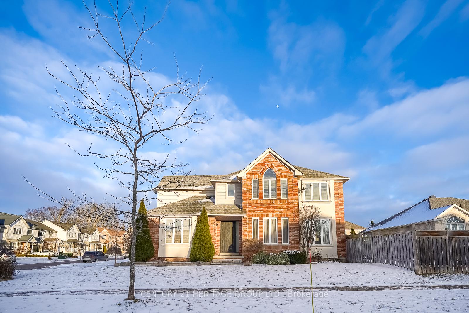 Photo 2 of 74 Jessop Avenue, King, Schomberg — HOMEH