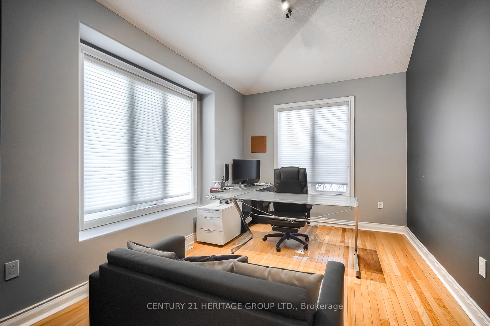 Photo 17 of 74 Jessop Avenue, King, Schomberg — HOMEH