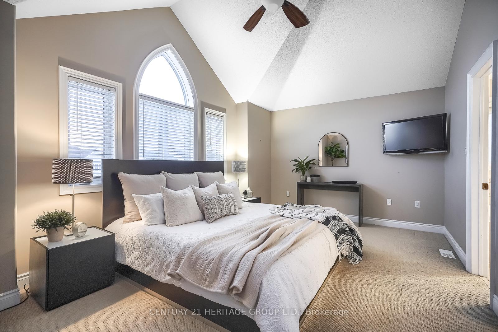 Photo 22 of 74 Jessop Avenue, King, Schomberg — HOMEH