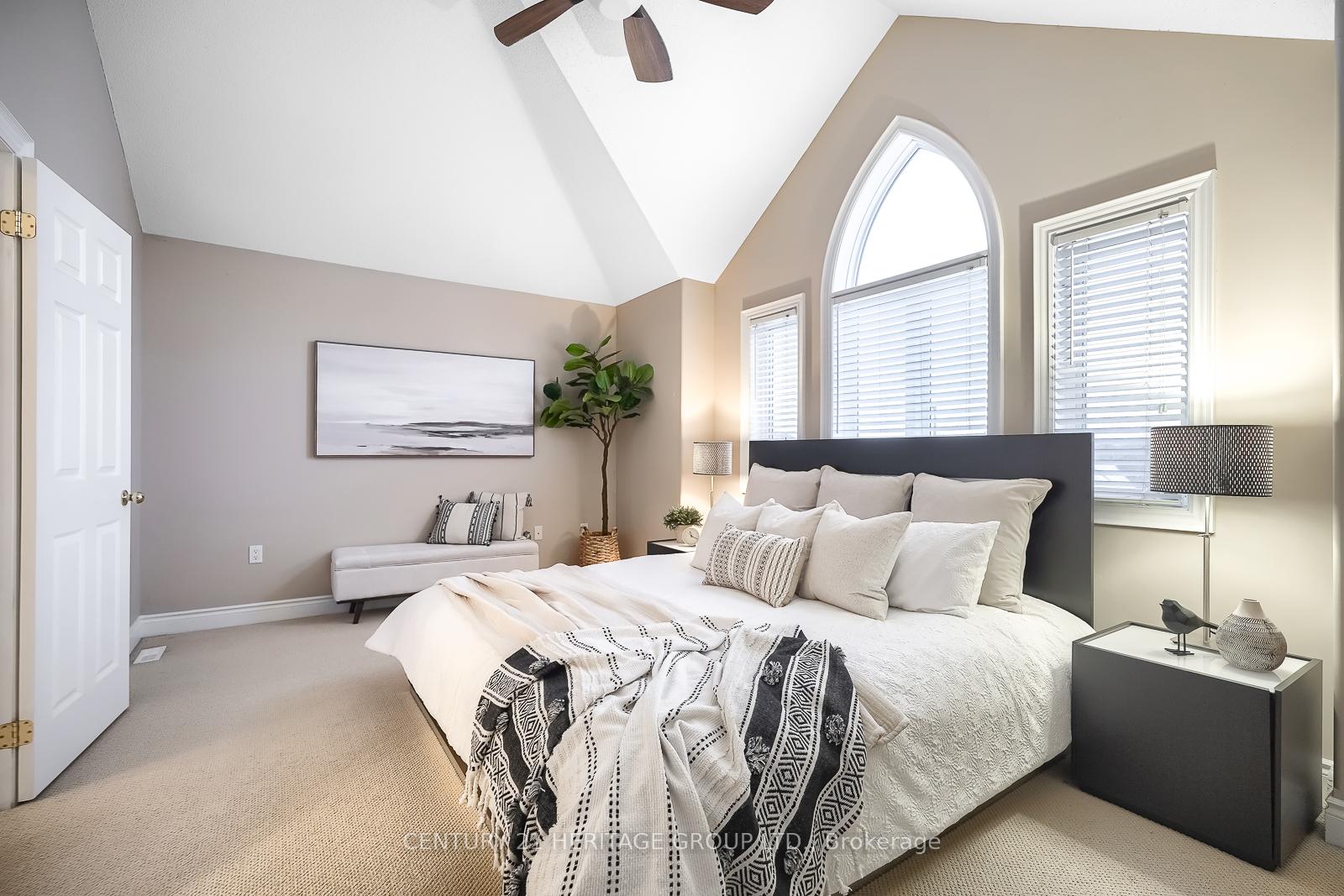 Photo 24 of 74 Jessop Avenue, King, Schomberg — HOMEH
