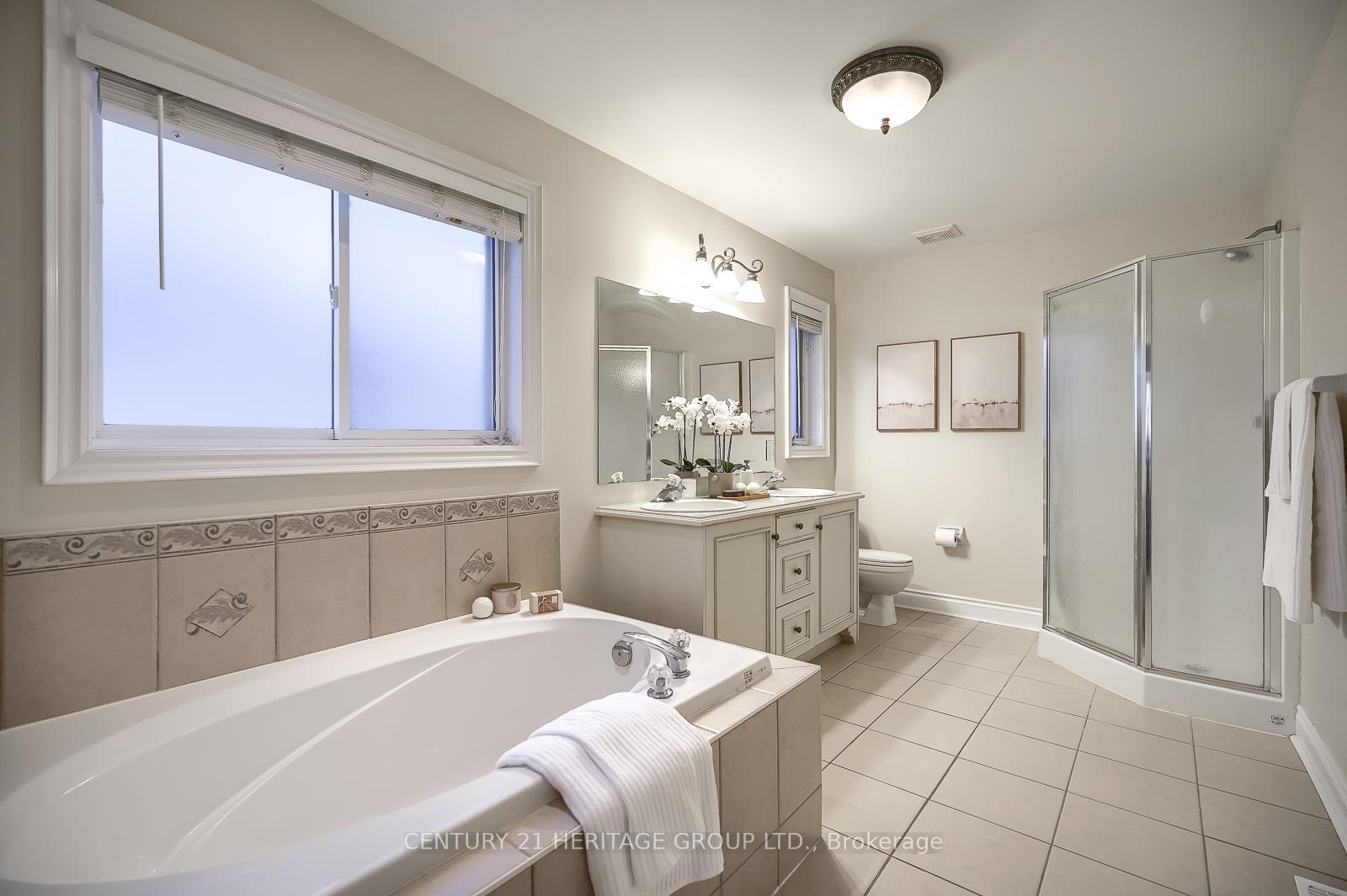 Photo 25 of 74 Jessop Avenue, King, Schomberg — HOMEH