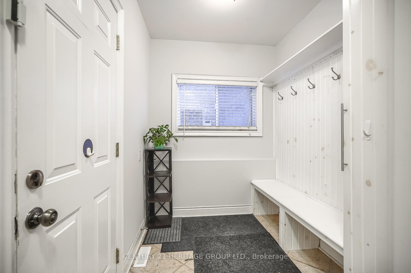 Photo 31 of 74 Jessop Avenue, King, Schomberg — HOMEH