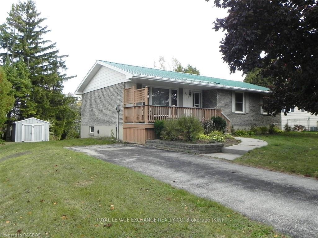 Front of 413 Kingsway Street