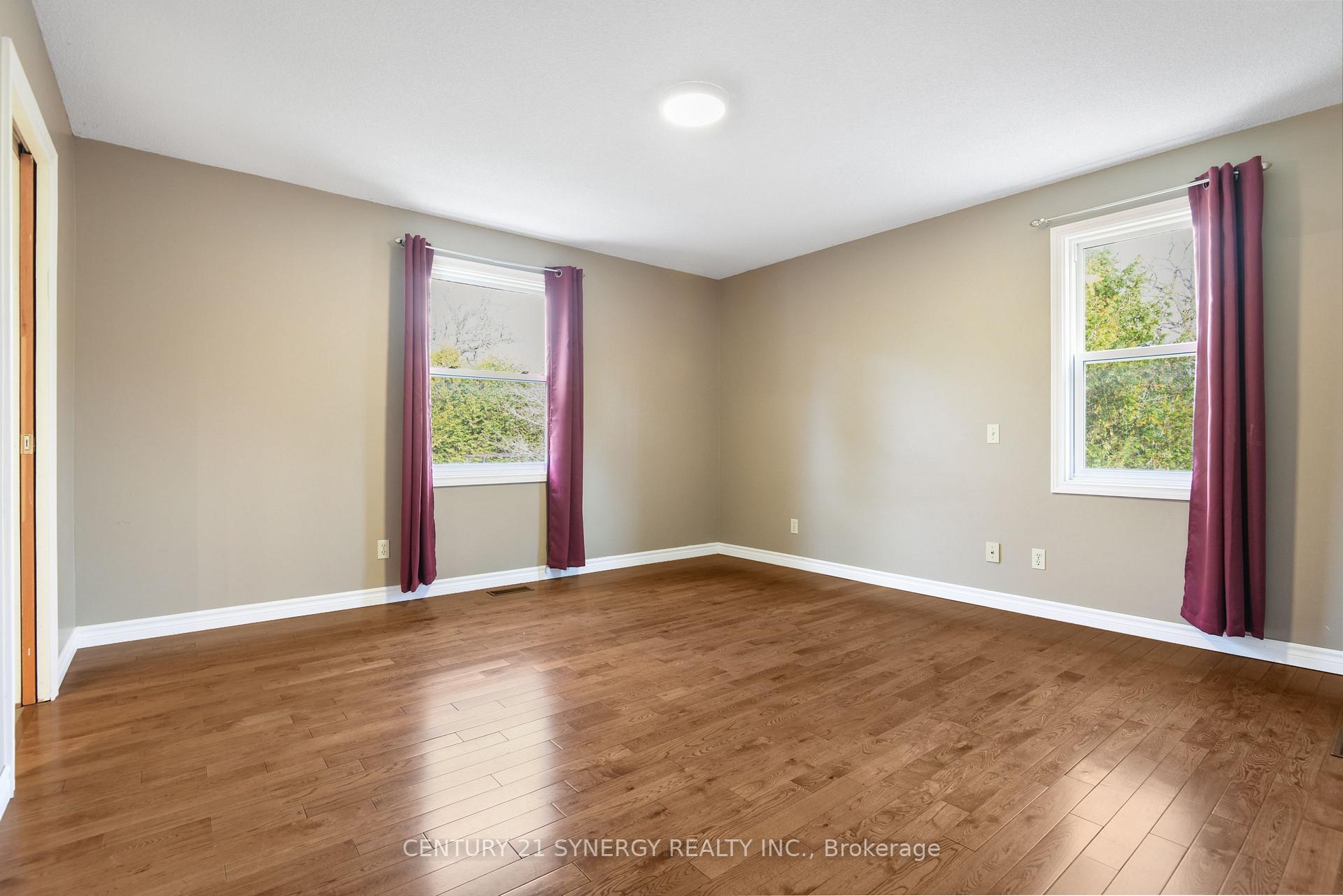 Photo 12 of 40 Dochart Street, McNab/Braeside, Mcnab/Braeside Twps — HOMEH