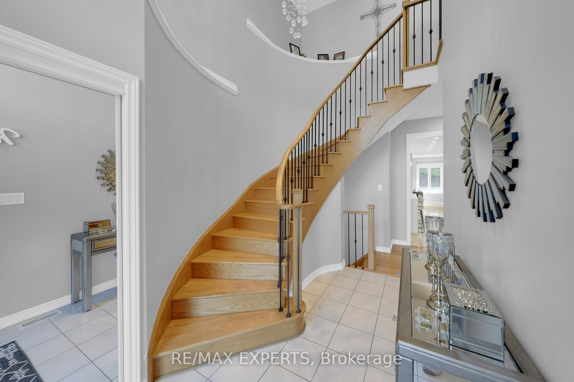 Photo 9 of 2190 Dawson Crescent, Innisfil, Alcona — HOMEH