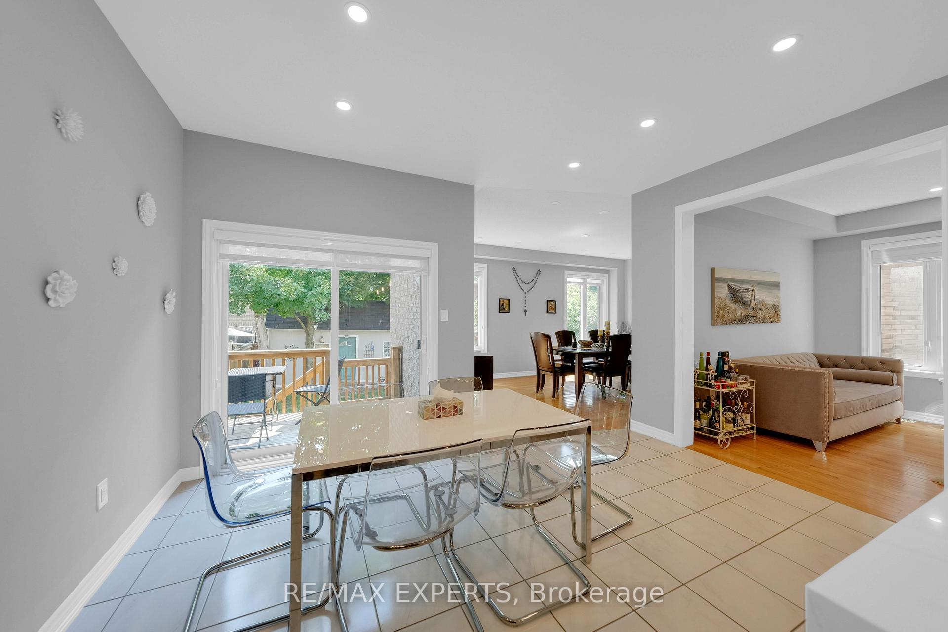 Photo 15 of 2190 Dawson Crescent, Innisfil, Alcona — HOMEH