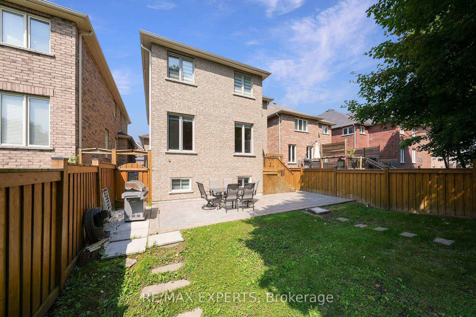 Photo 44 of 2190 Dawson Crescent, Innisfil, Alcona — HOMEH