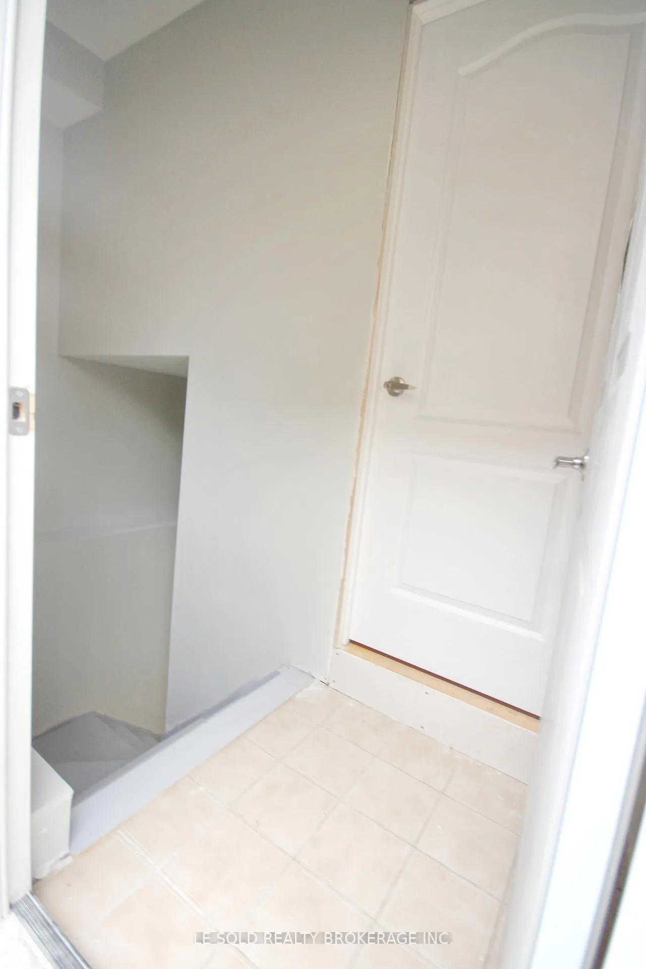 Photo 15 of Unit Basement, 139 Walford Road, Markham, Middlefield — HOMEH