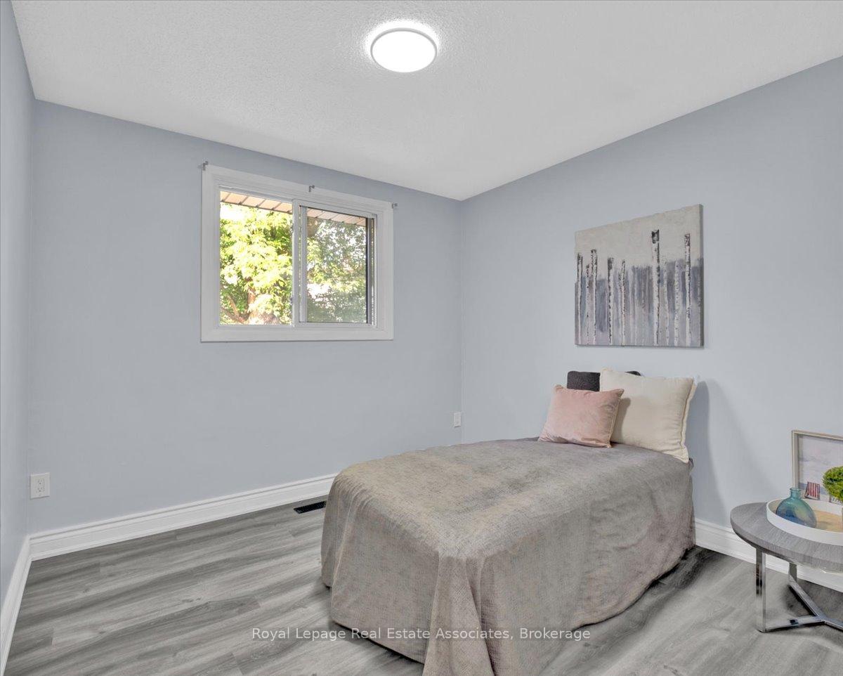 Photo 9 of Unit Upper Level, 9 Gafney Court, Hamilton, Gilkson — HOMEH