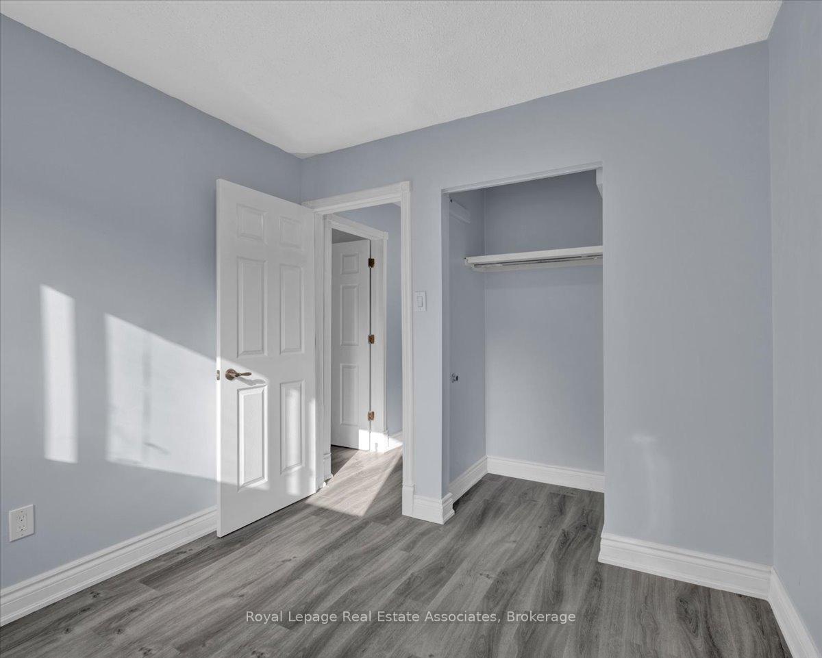 Photo 15 of Unit Upper Level, 9 Gafney Court, Hamilton, Gilkson — HOMEH
