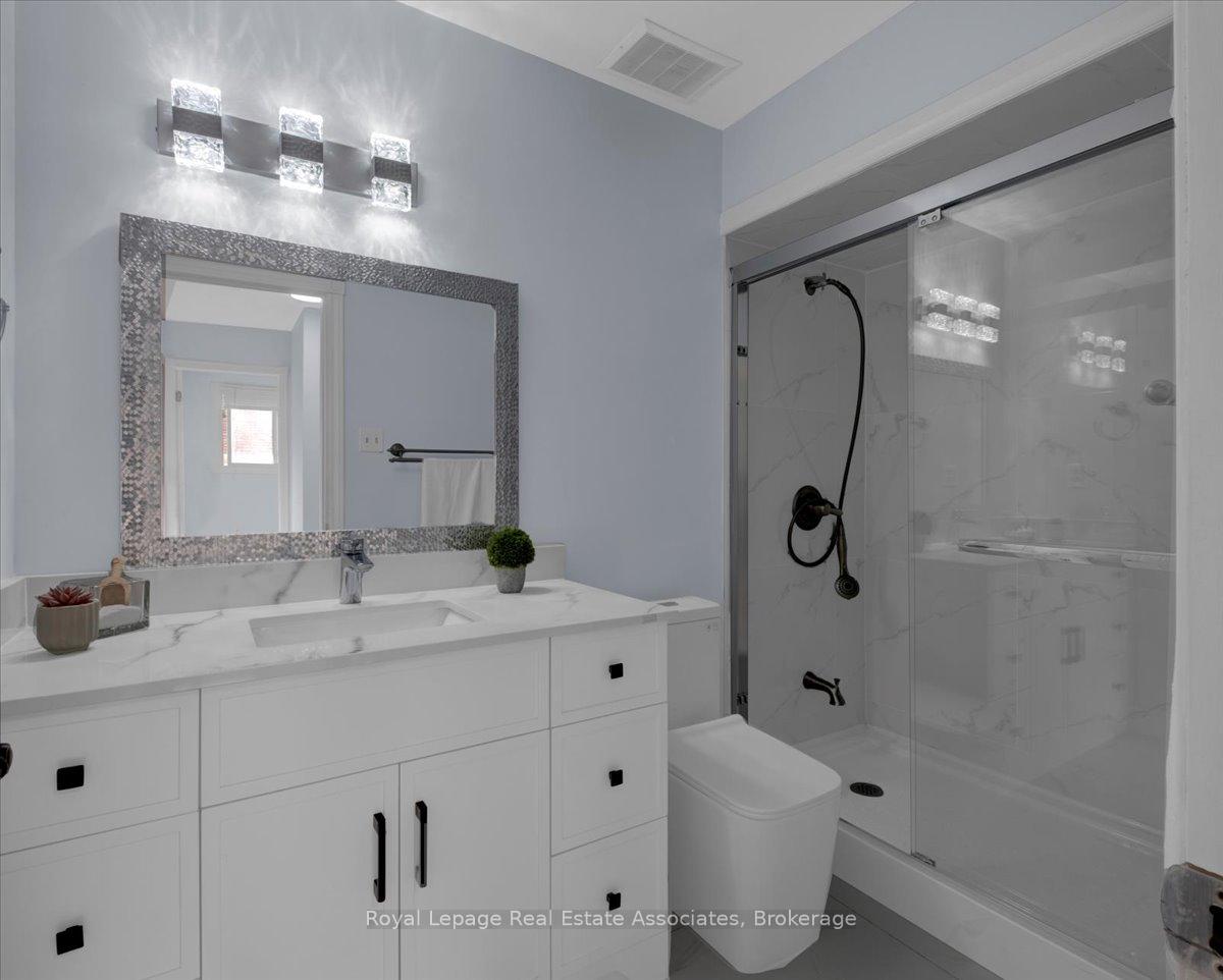 Photo 16 of Unit Upper Level, 9 Gafney Court, Hamilton, Gilkson — HOMEH