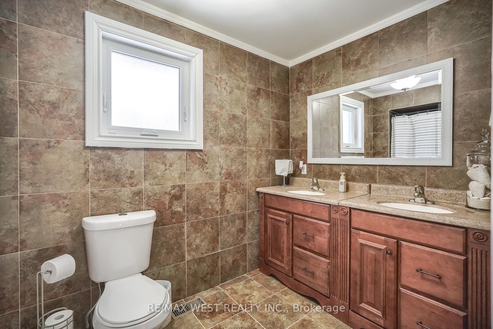 Photo 30 of 154 Ellis Avenue, King, Nobleton — HOMEH
