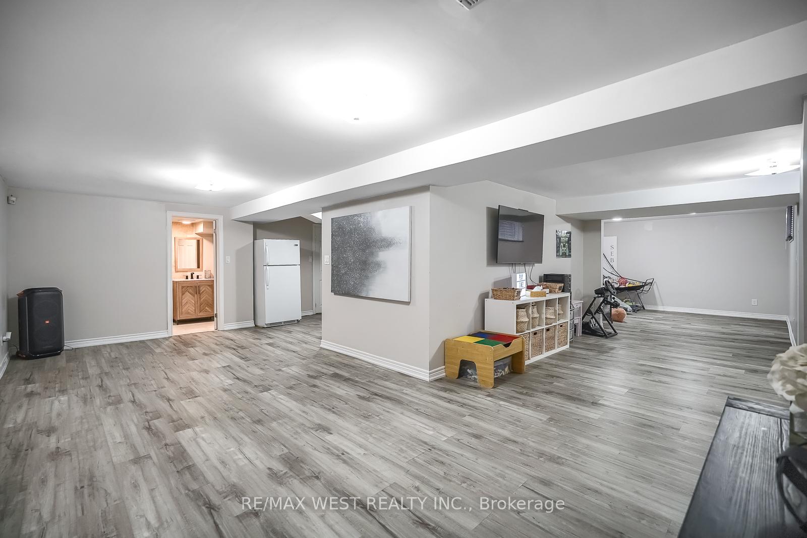 Photo 33 of 154 Ellis Avenue, King, Nobleton — HOMEH