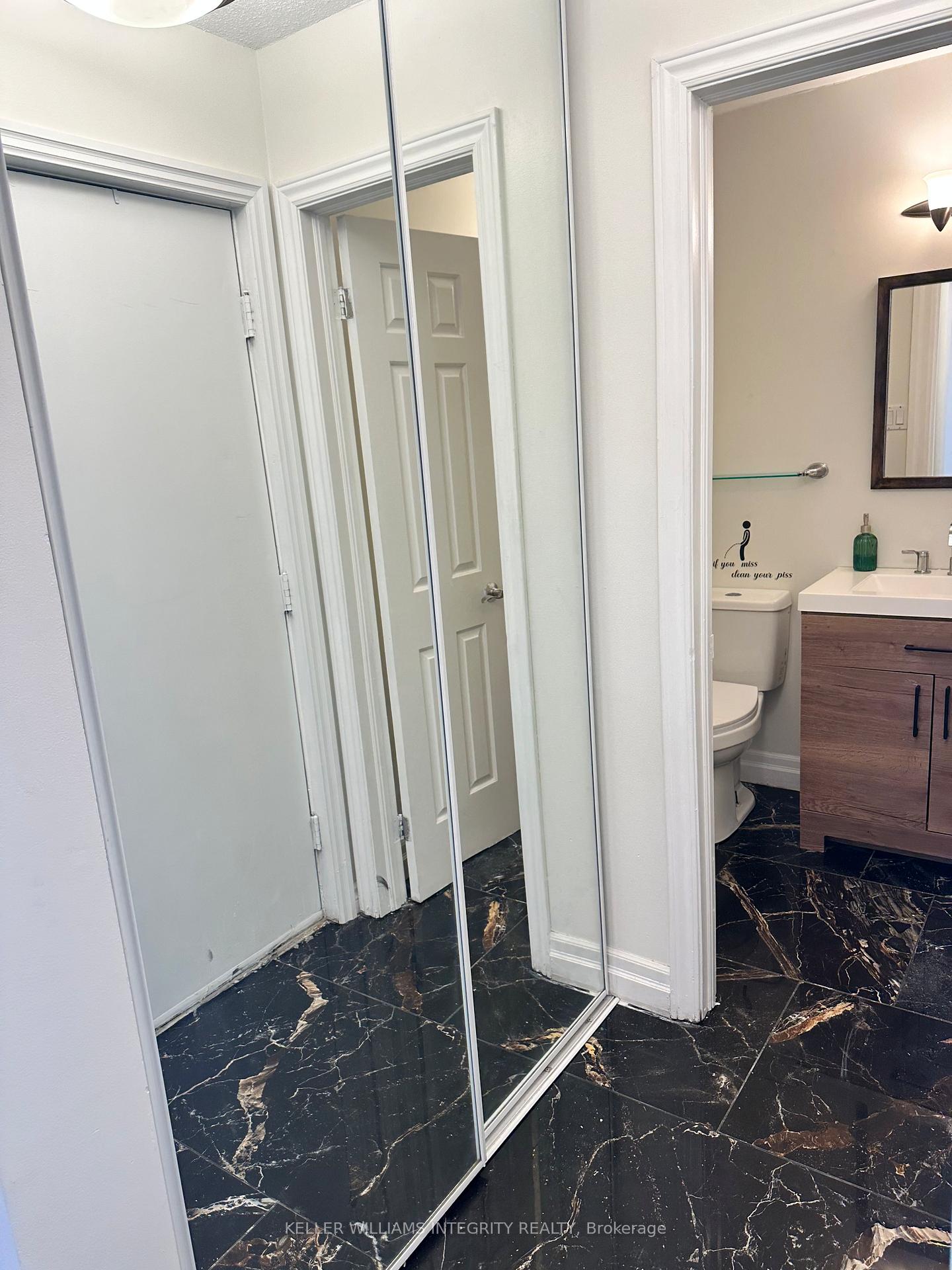 Photo 4 of 250 Equestrian Drive, Ottawa, Kanata - Bridlewood — HOMEH