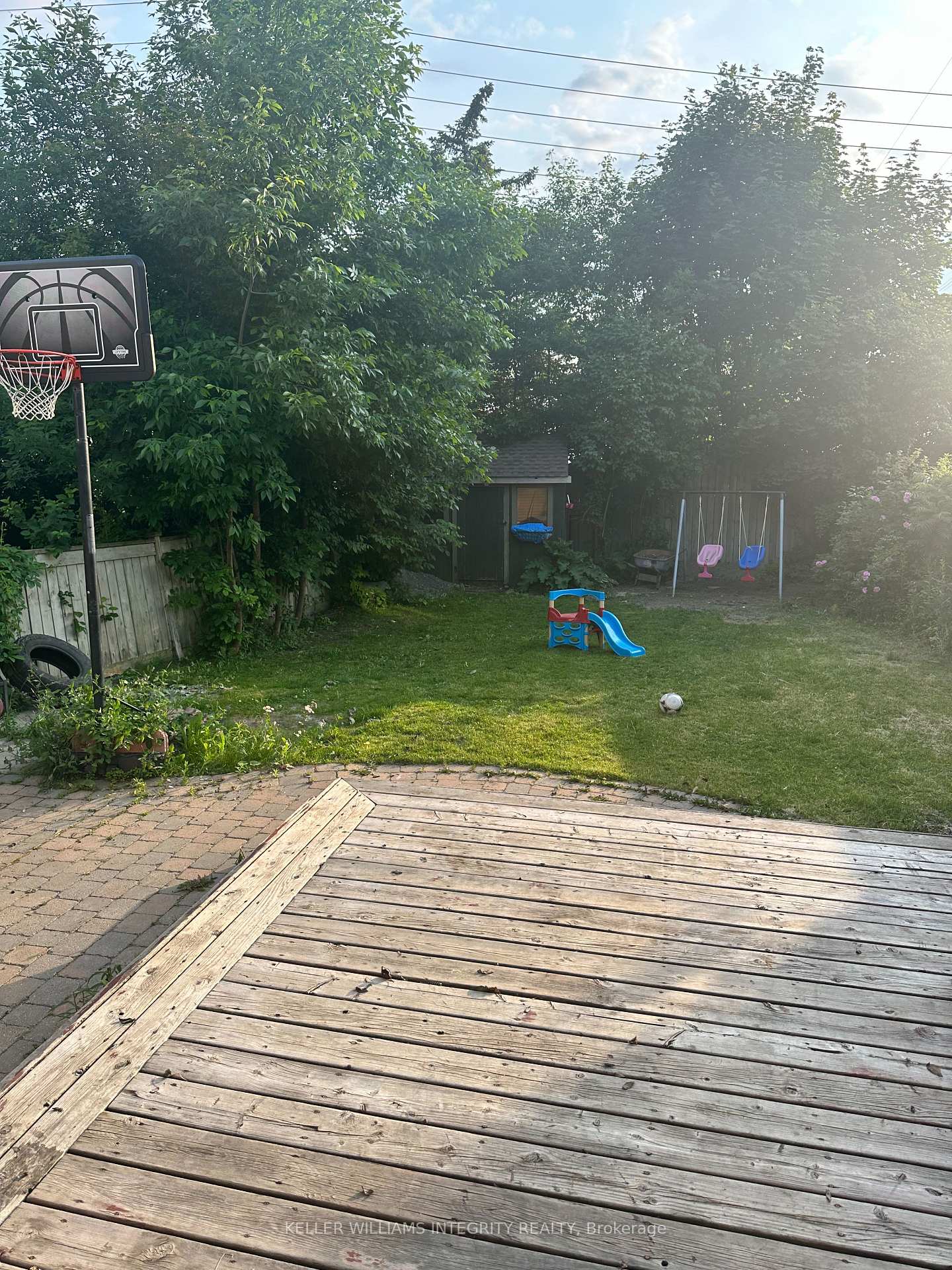 Photo 9 of 250 Equestrian Drive, Ottawa, Kanata - Bridlewood — HOMEH