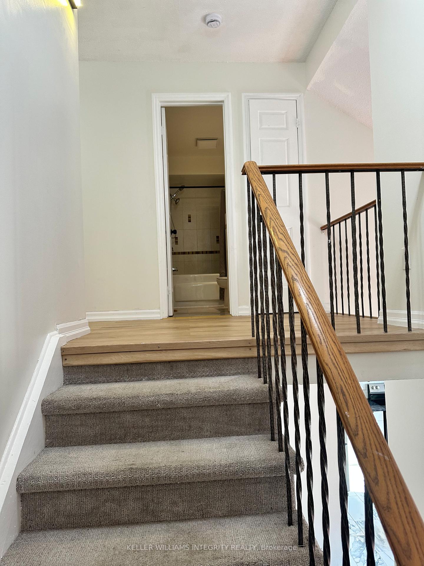 Photo 32 of 250 Equestrian Drive, Ottawa, Kanata - Bridlewood — HOMEH