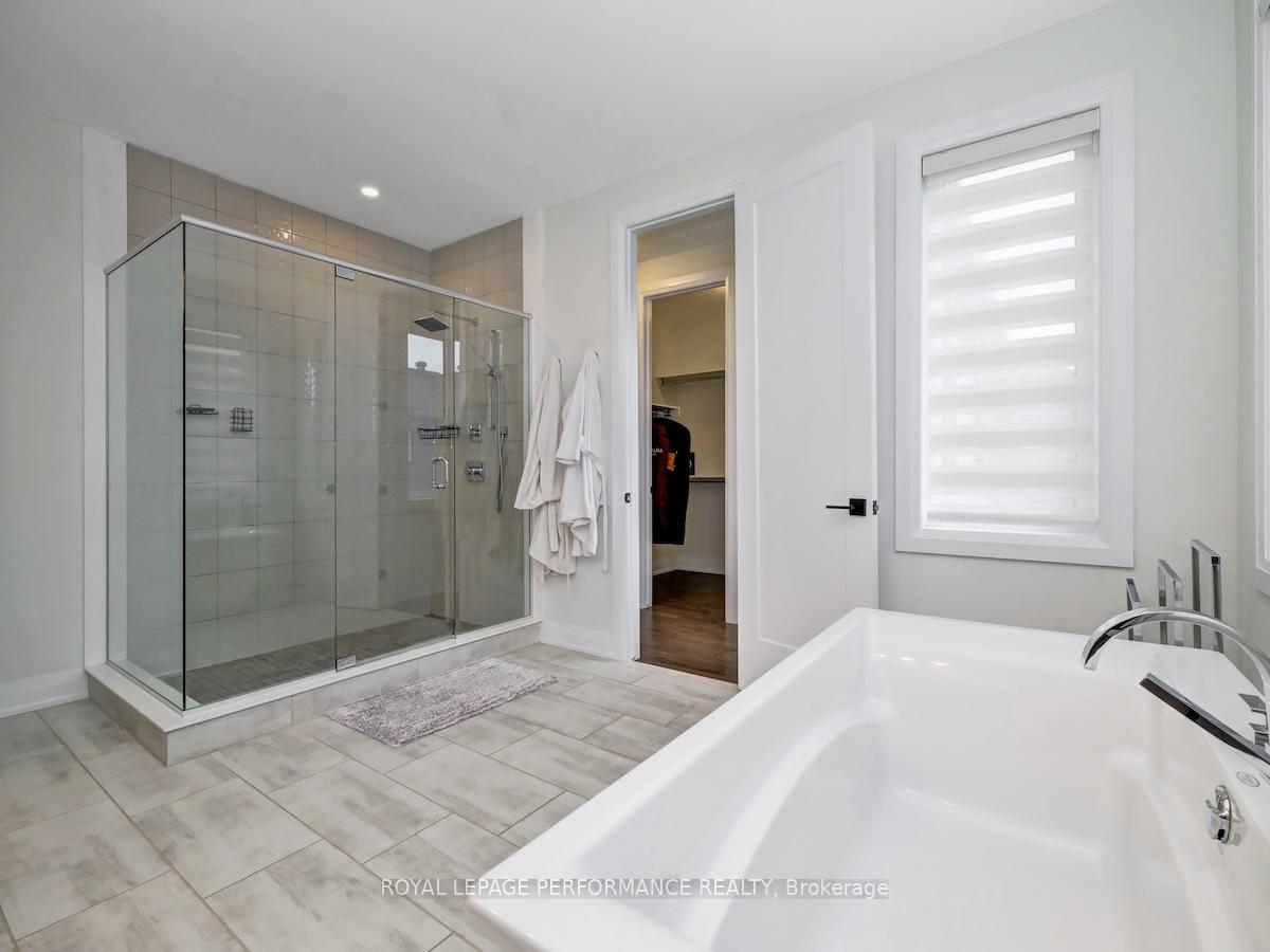 Photo 18 of 37 Jetty Drive, Ottawa, Mahogany Community — HOMEH