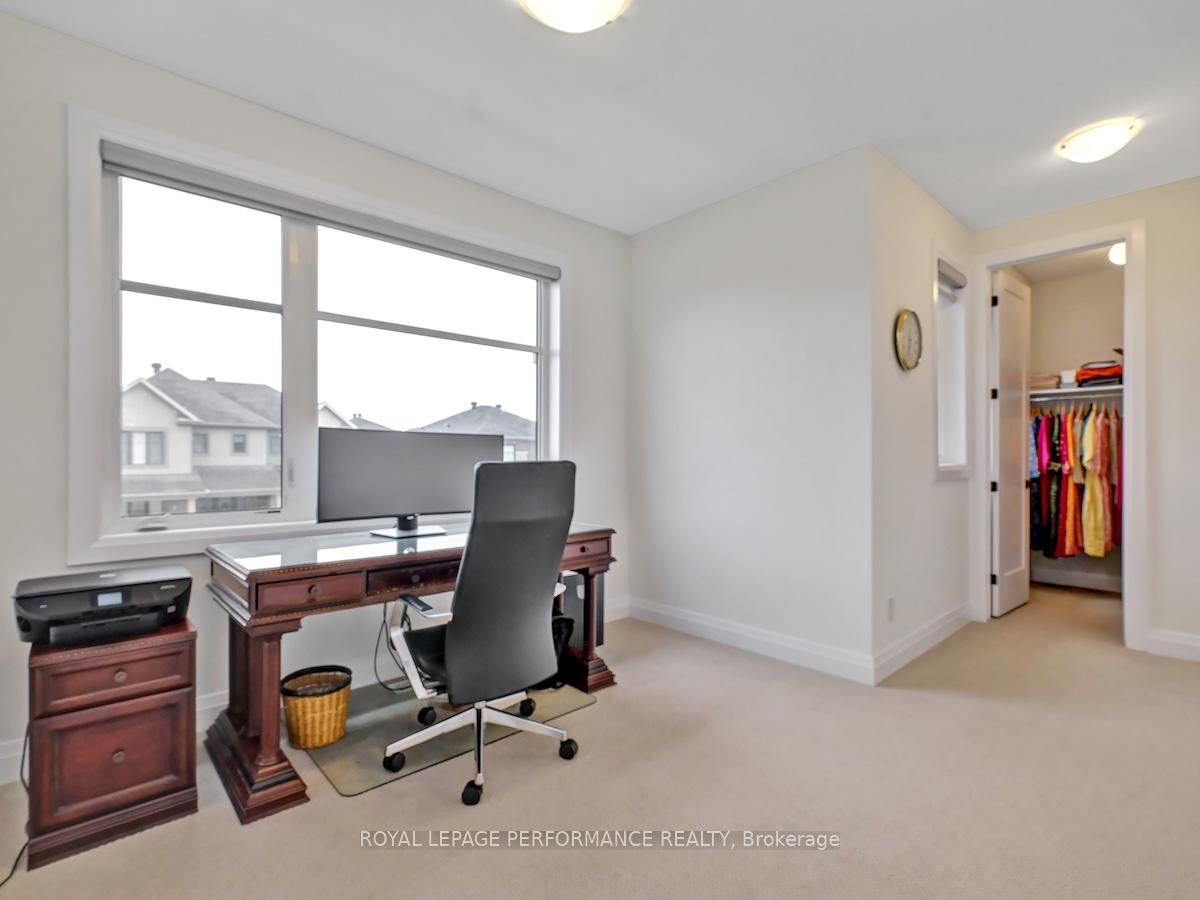 Photo 22 of 37 Jetty Drive, Ottawa, Mahogany Community — HOMEH