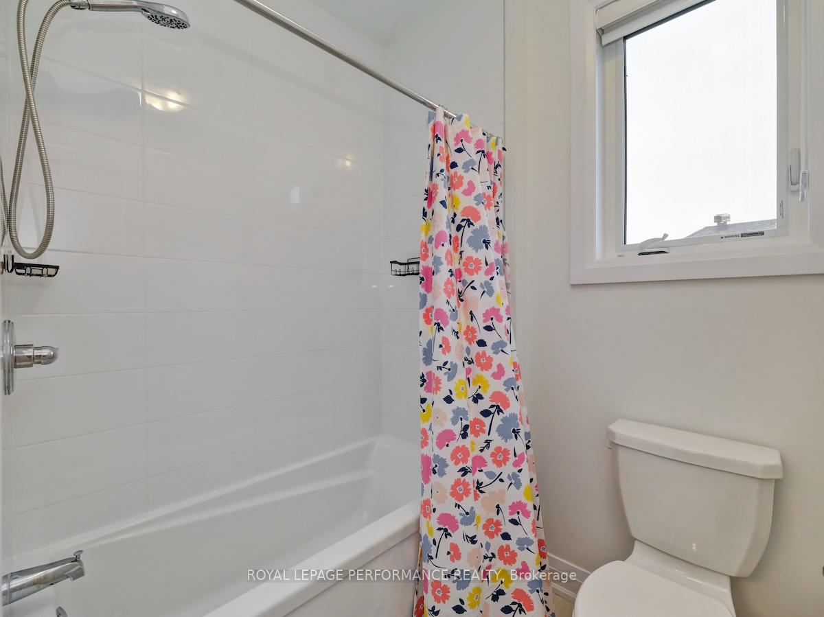Photo 26 of 37 Jetty Drive, Ottawa, Mahogany Community — HOMEH