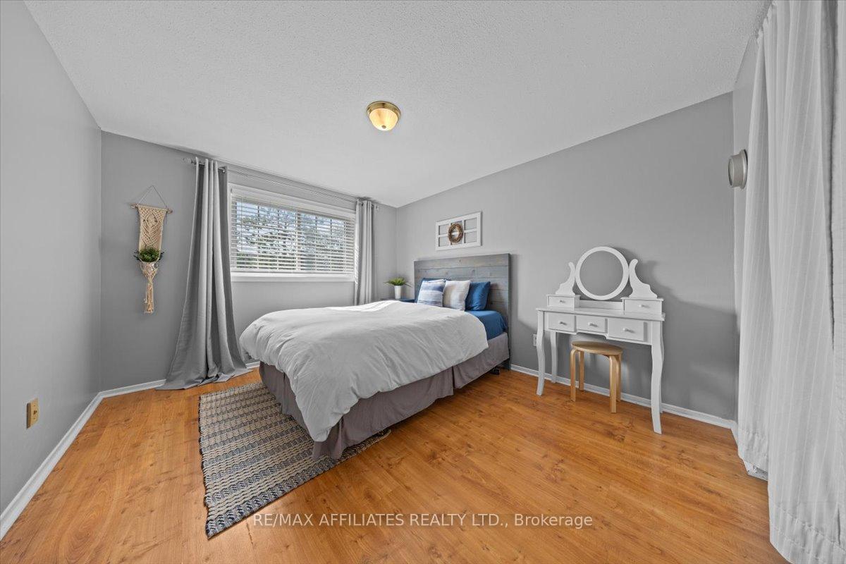 Photo 17 of 218 McCurdy Drive, Ottawa, Kanata - Katimavik — HOMEH