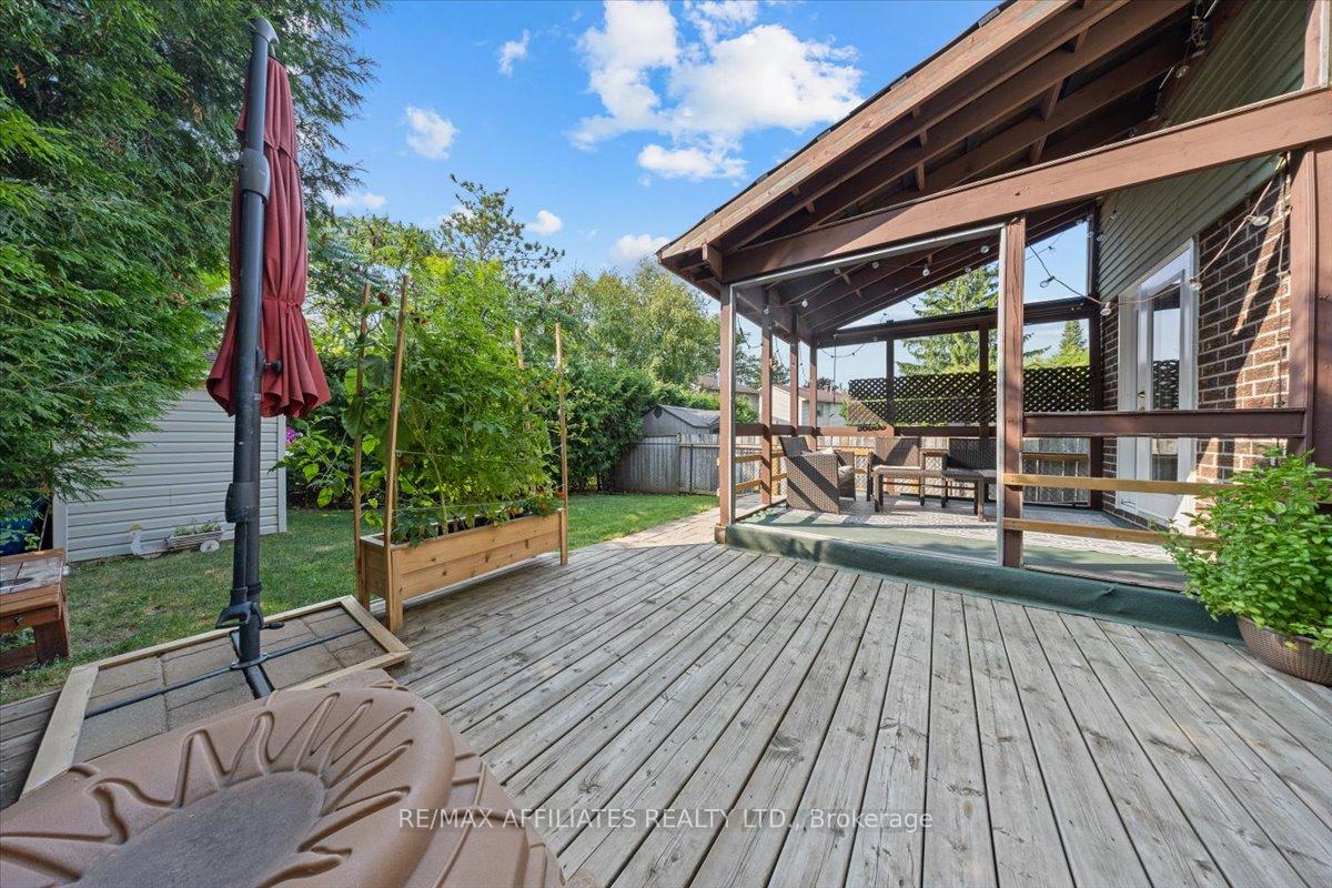 Photo 33 of 218 McCurdy Drive, Ottawa, Kanata - Katimavik — HOMEH