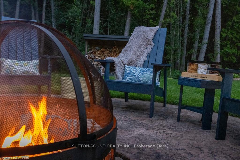 Photo 6 of 51 Sprucedale Drive, Kincardine — HOMEH