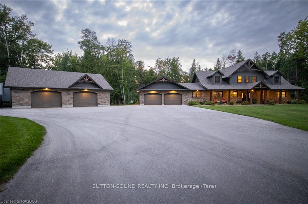 Photo 7 of 51 Sprucedale Drive, Kincardine — HOMEH