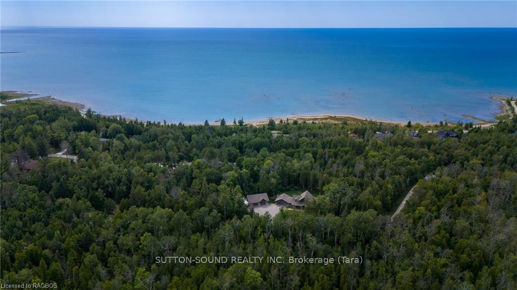 Photo 9 of 51 Sprucedale Drive, Kincardine — HOMEH