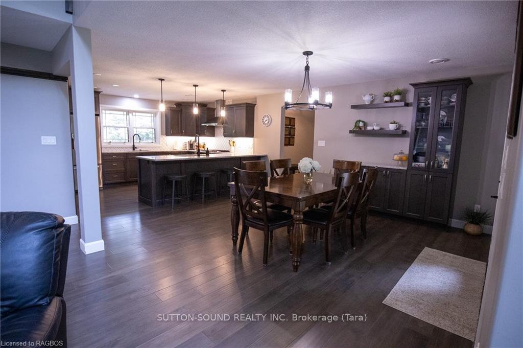 Photo 16 of 51 Sprucedale Drive, Kincardine — HOMEH