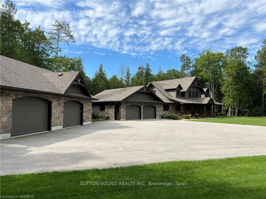 Photo 37 of 51 Sprucedale Drive, Kincardine — HOMEH
