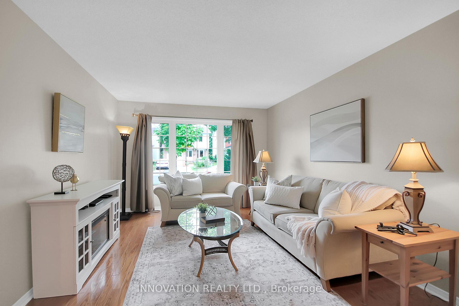 Photo 7 of 52 Speers Crescent, Ottawa, Kanata - Bridlewood — HOMEH