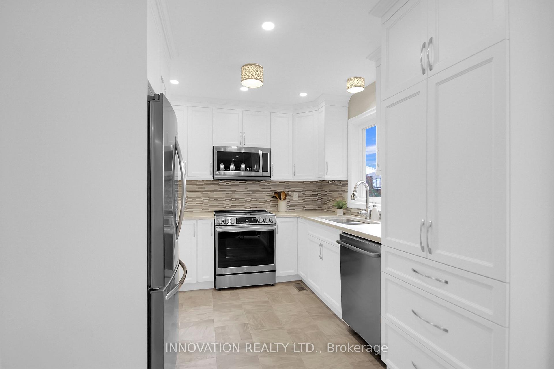 Photo 17 of 52 Speers Crescent, Ottawa, Kanata - Bridlewood — HOMEH
