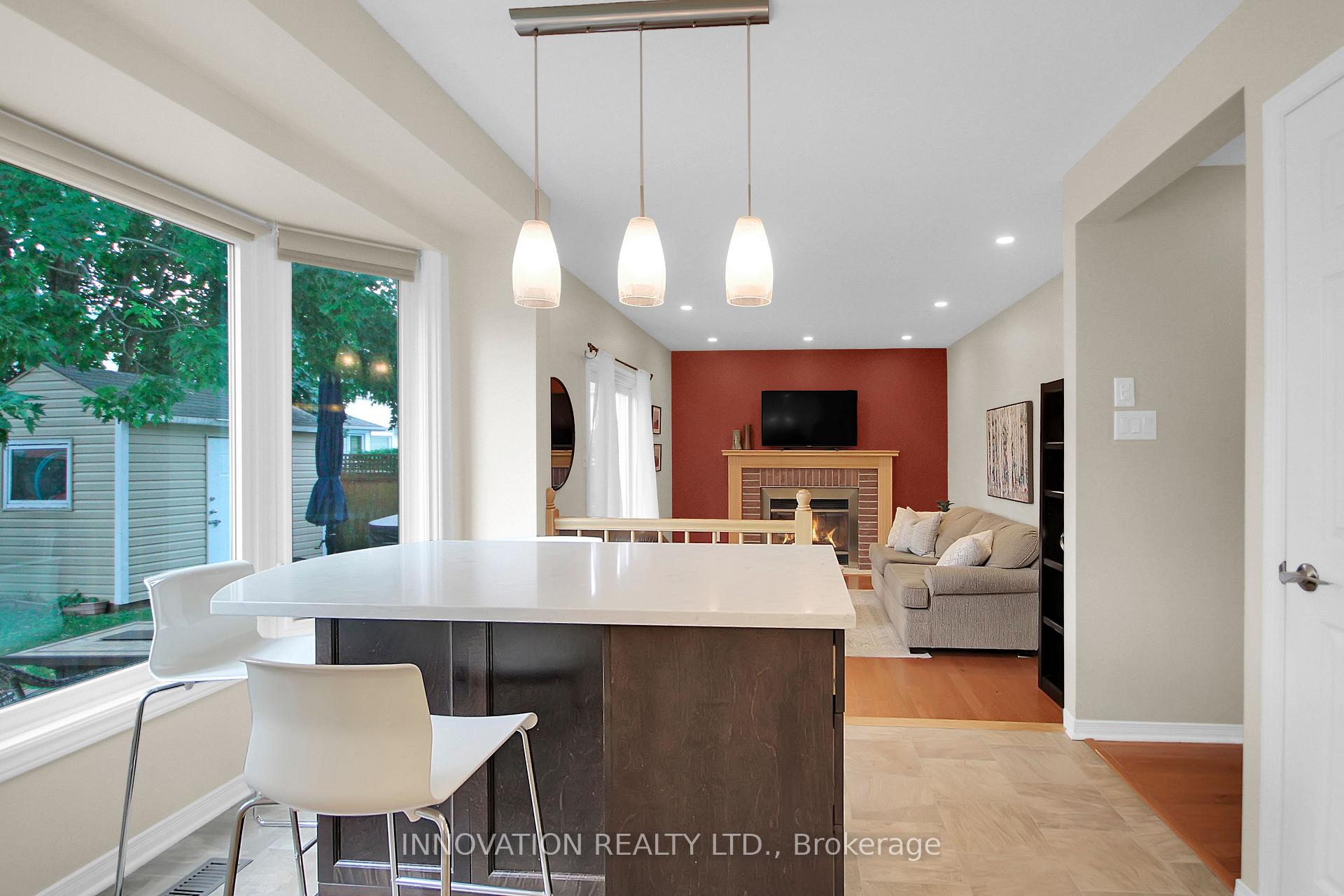 Photo 19 of 52 Speers Crescent, Ottawa, Kanata - Bridlewood — HOMEH