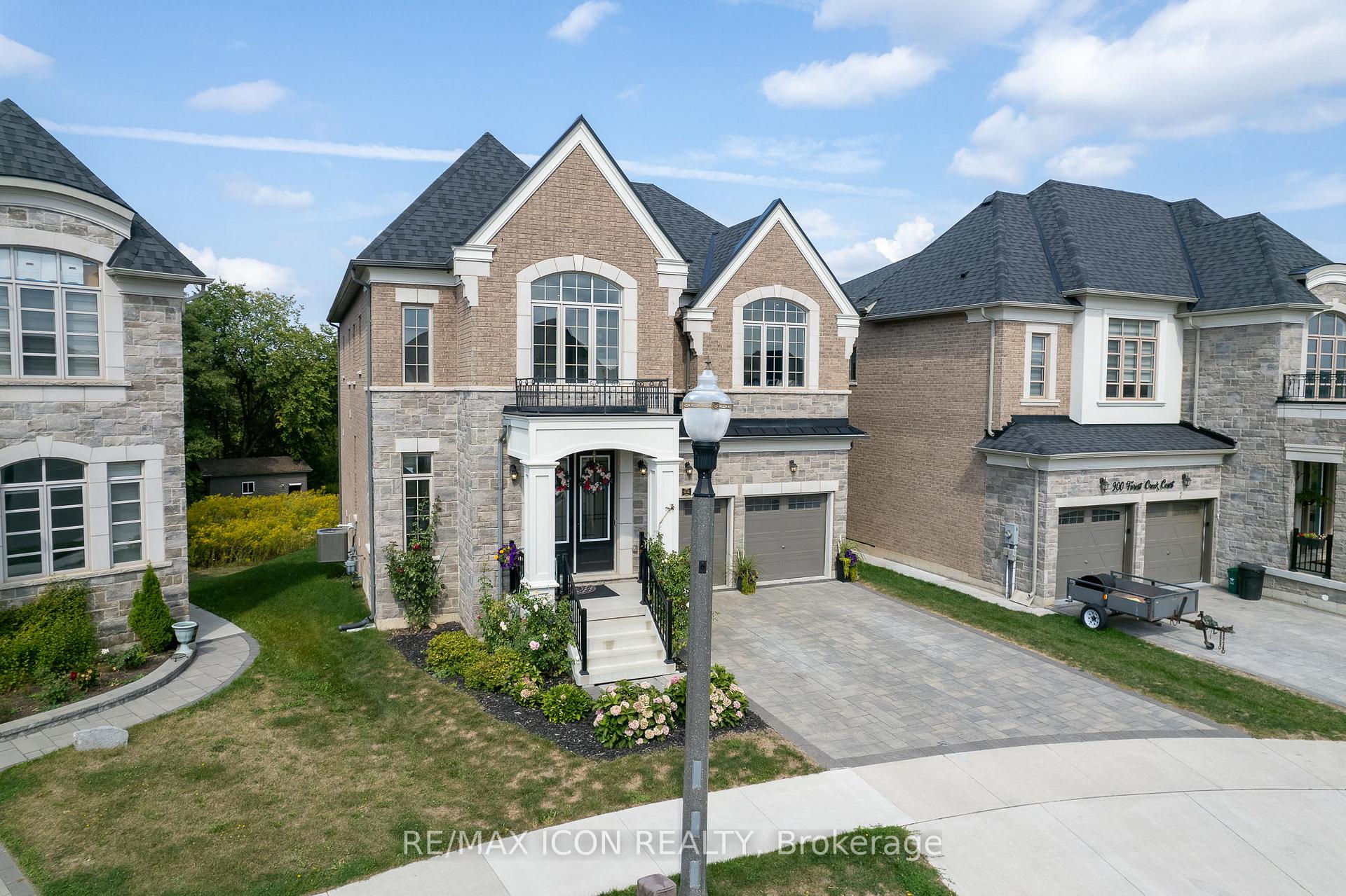 Photo 4 of 904 Forest Creek Court, Kitchener — HOMEH