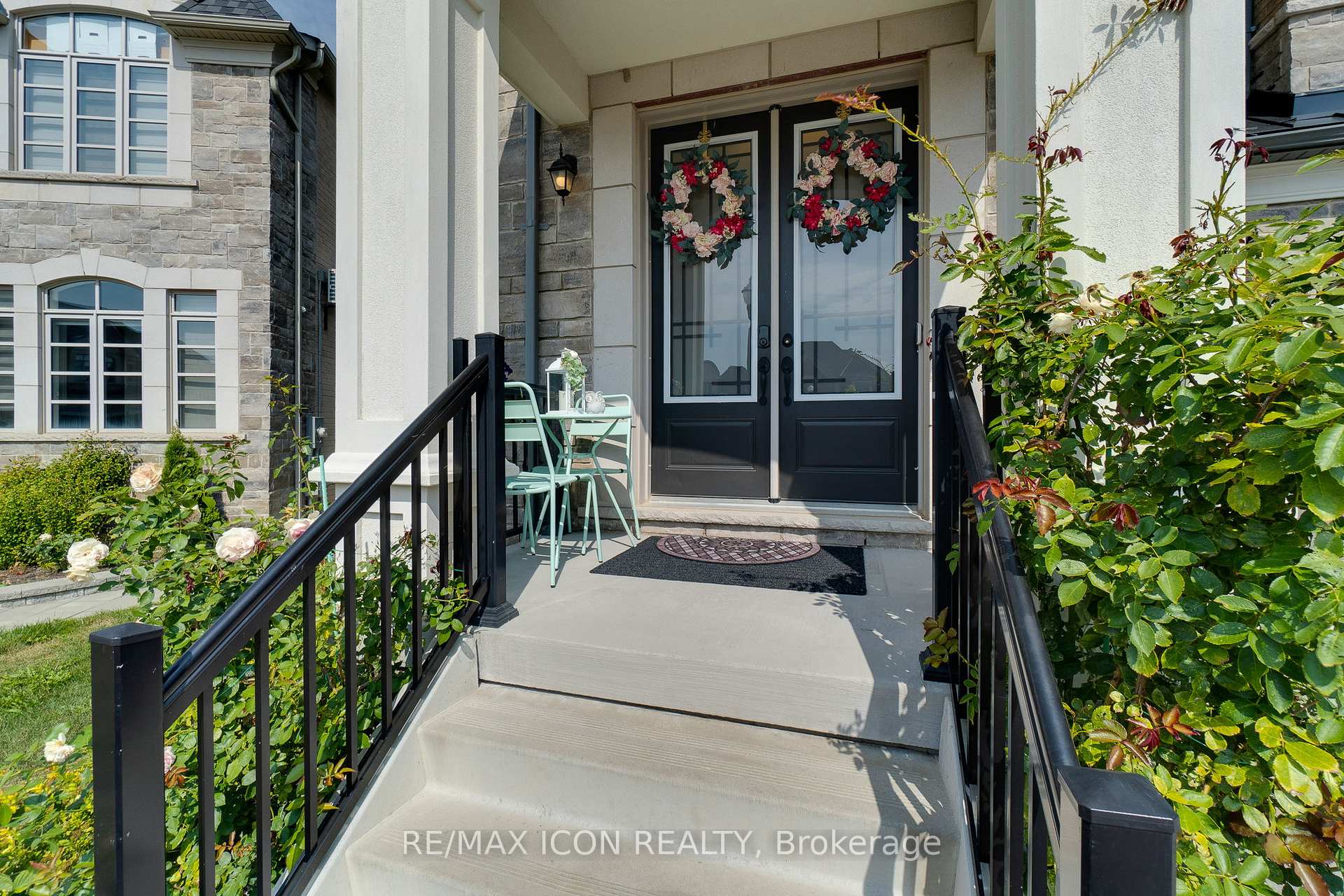 Photo 5 of 904 Forest Creek Court, Kitchener — HOMEH