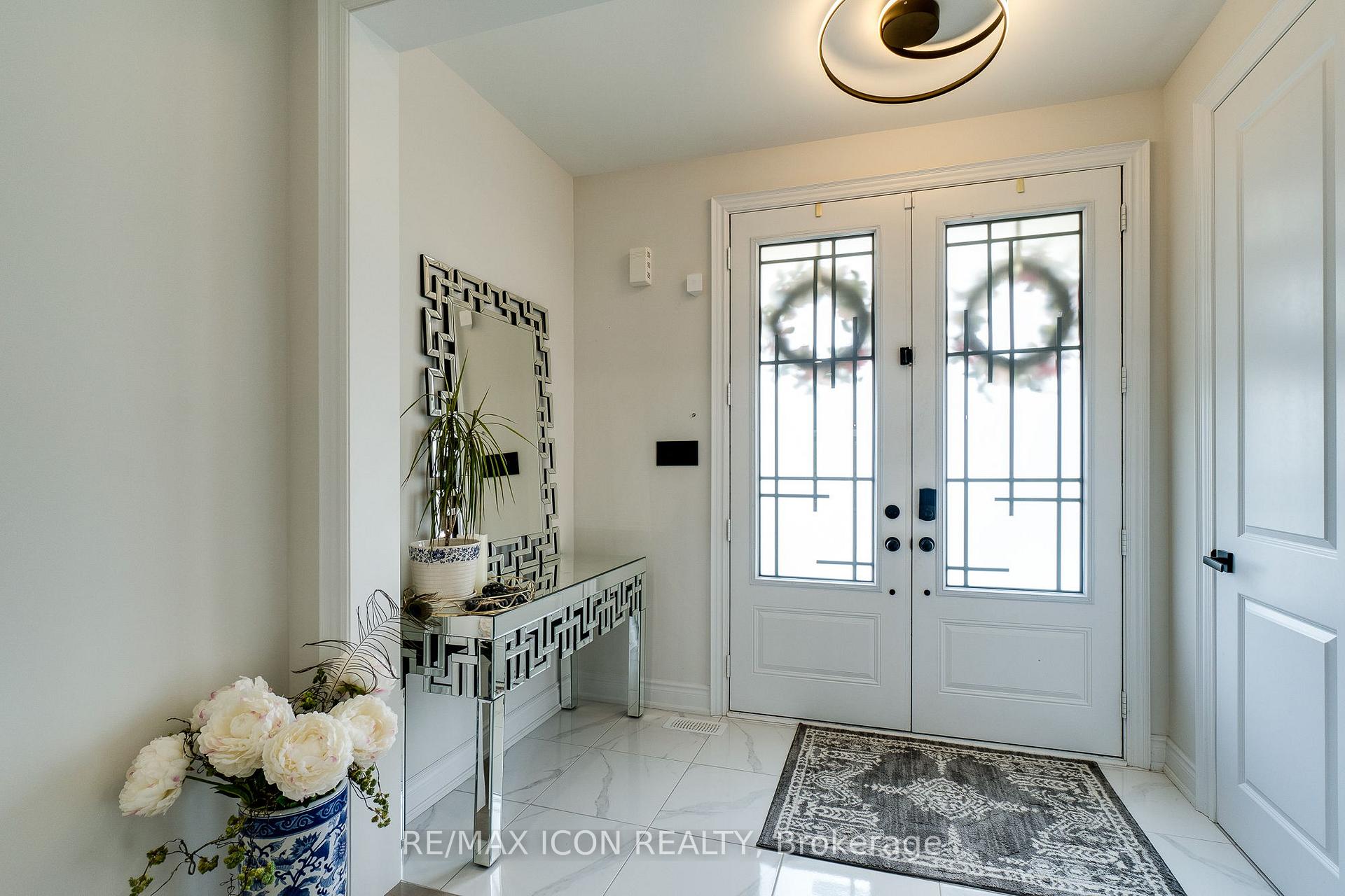 Photo 6 of 904 Forest Creek Court, Kitchener — HOMEH