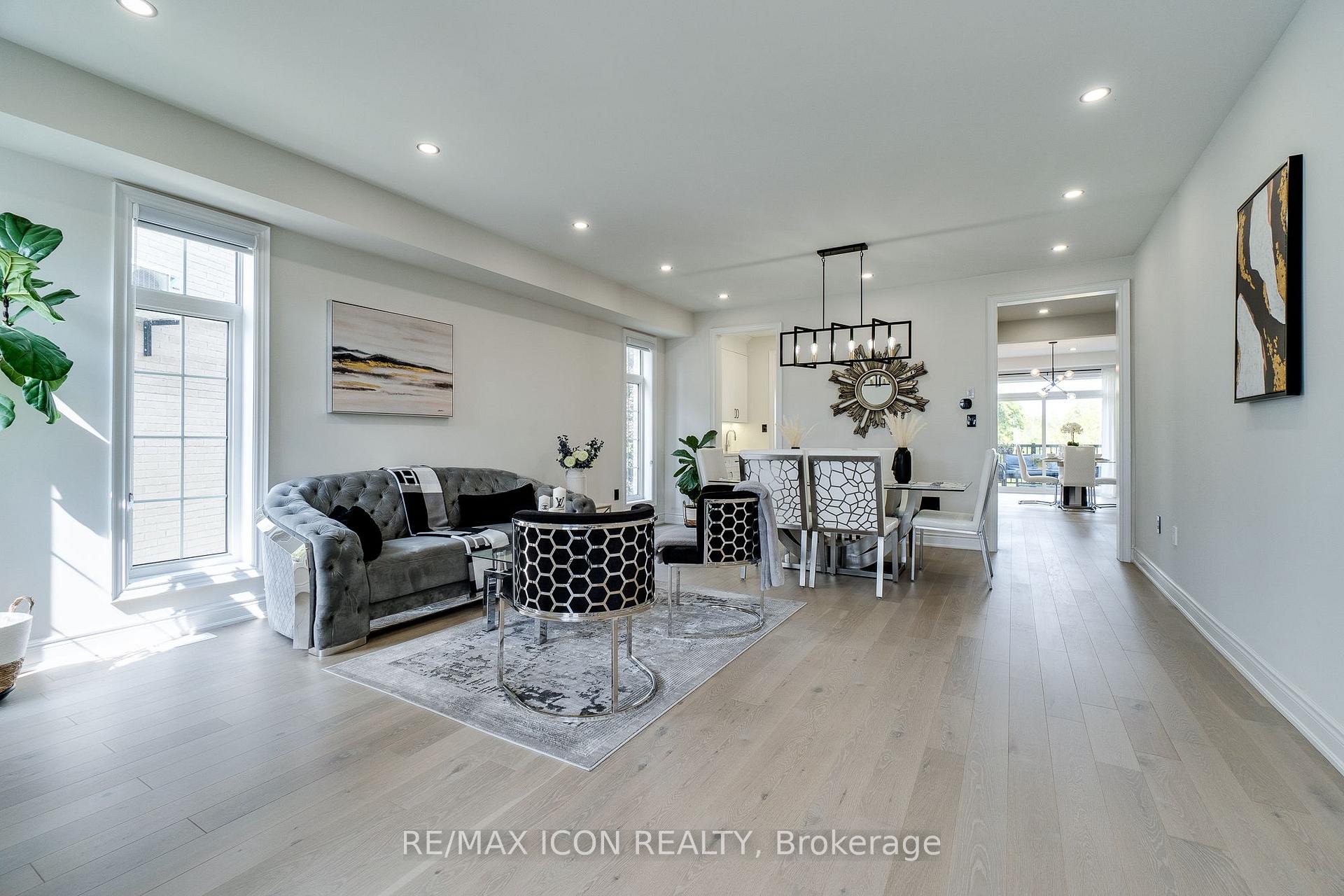 Photo 7 of 904 Forest Creek Court, Kitchener — HOMEH