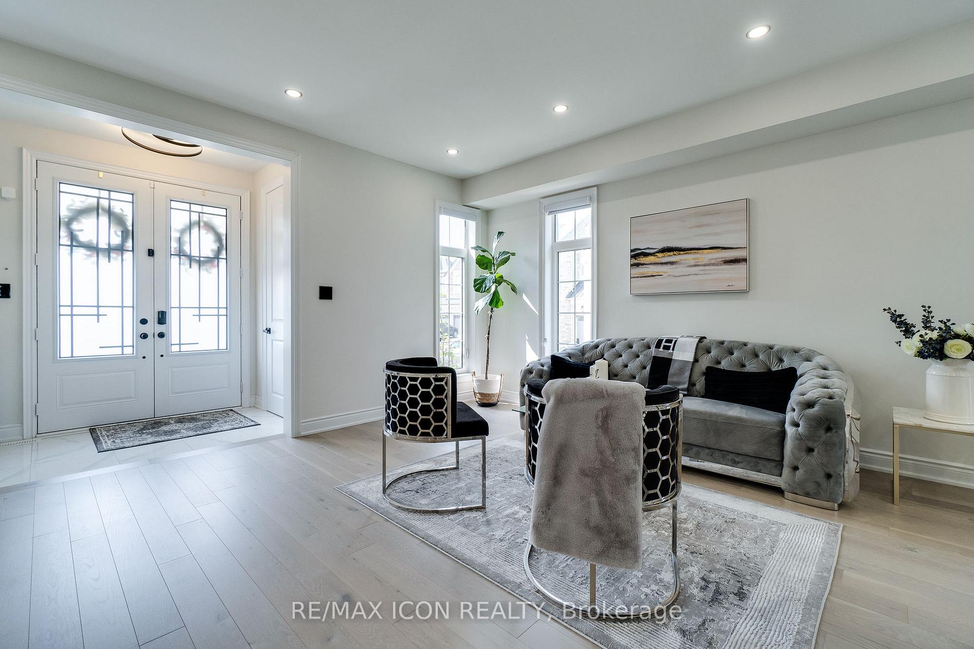 Photo 9 of 904 Forest Creek Court, Kitchener — HOMEH