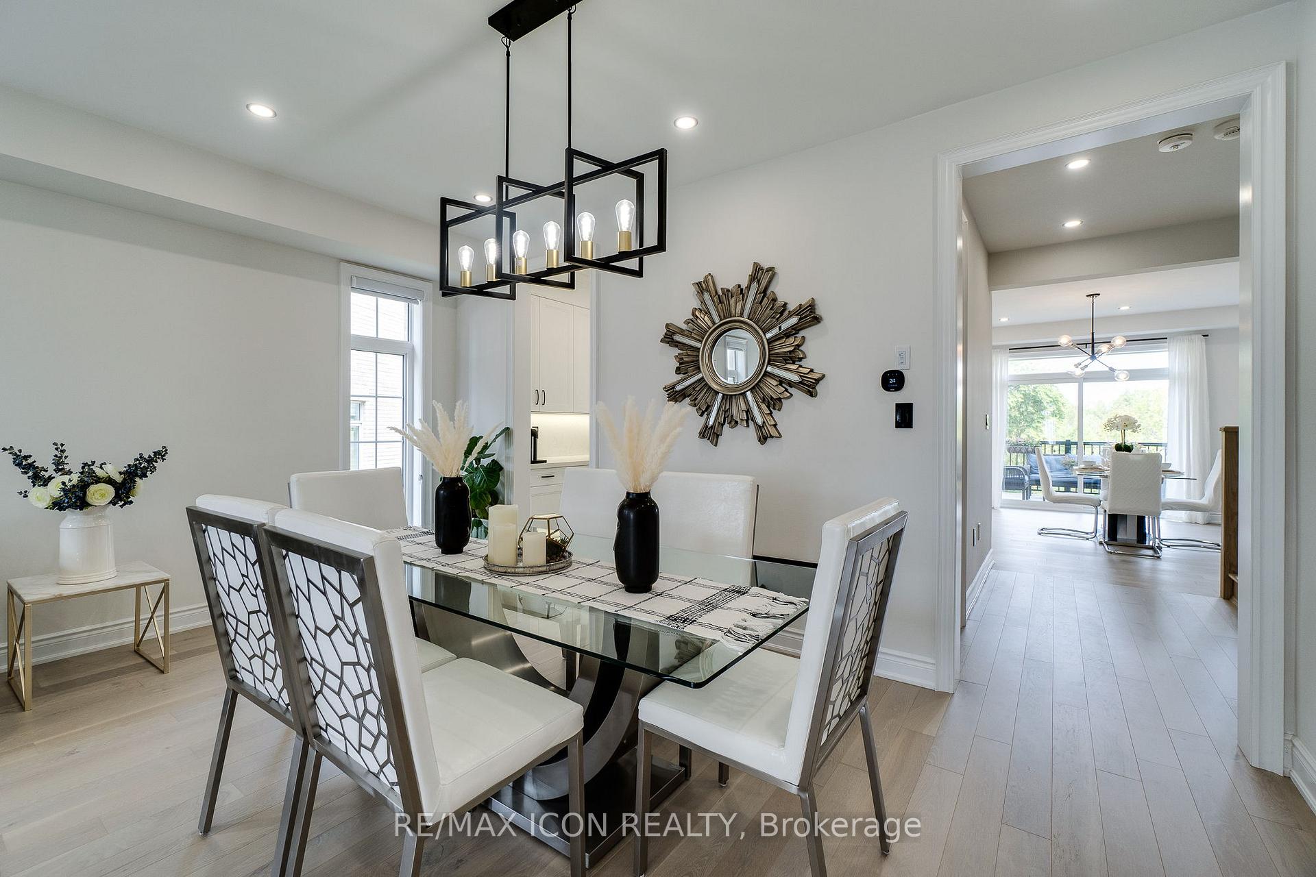 Photo 12 of 904 Forest Creek Court, Kitchener — HOMEH