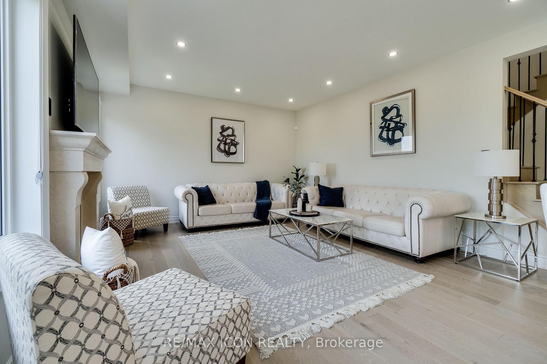 Photo 13 of 904 Forest Creek Court, Kitchener — HOMEH