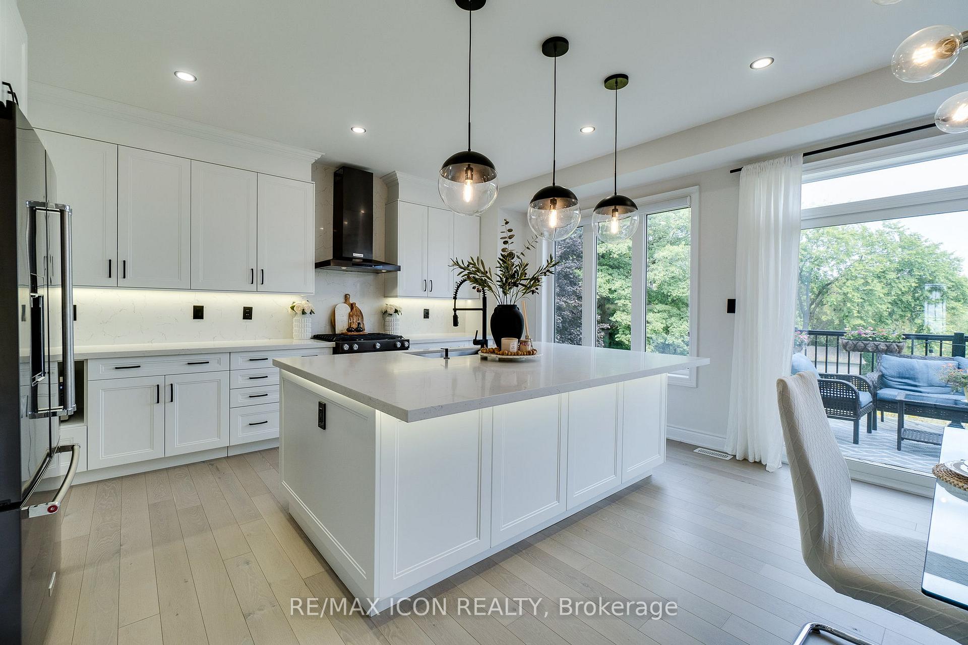 Photo 18 of 904 Forest Creek Court, Kitchener — HOMEH