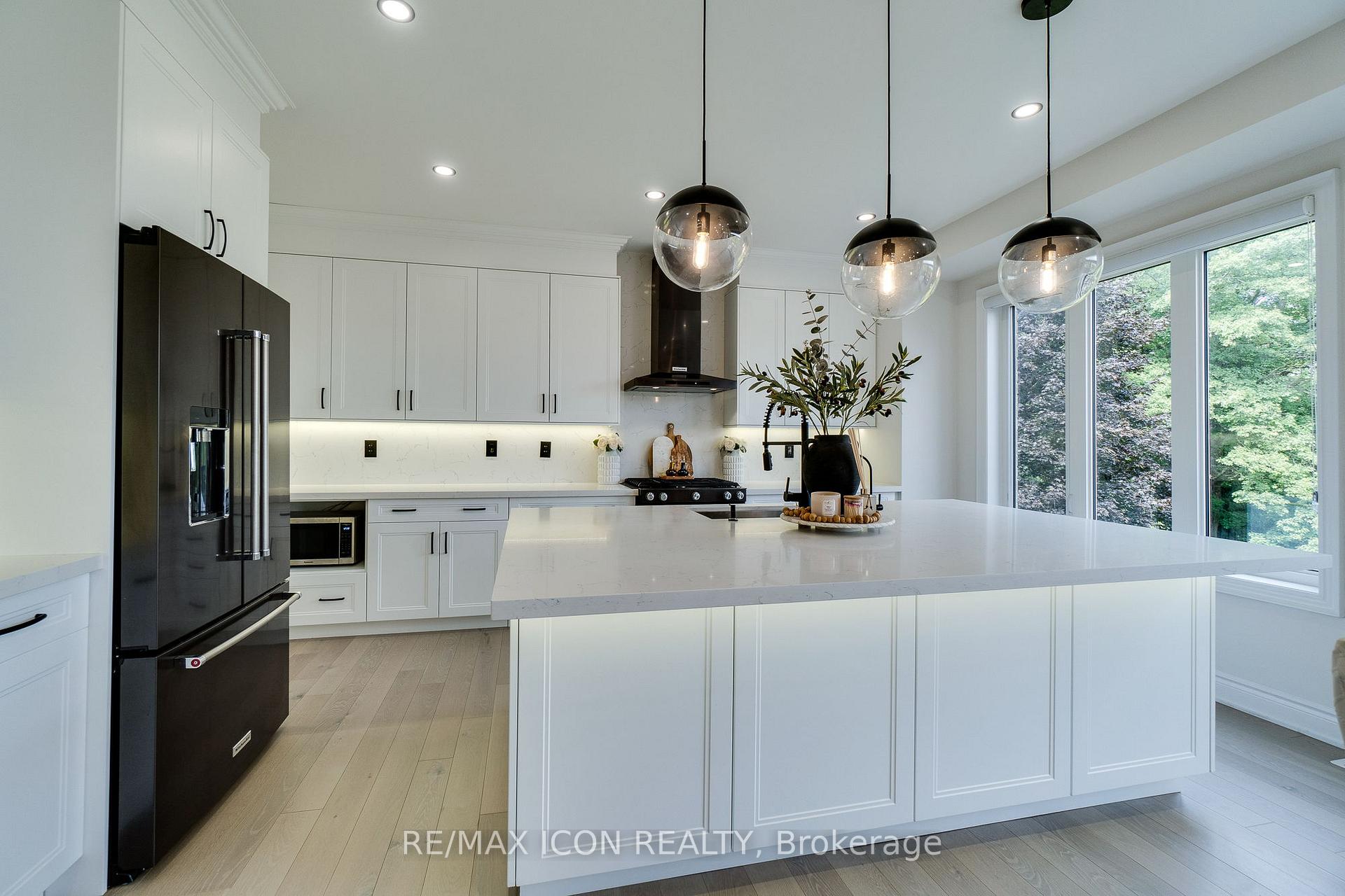 Photo 19 of 904 Forest Creek Court, Kitchener — HOMEH
