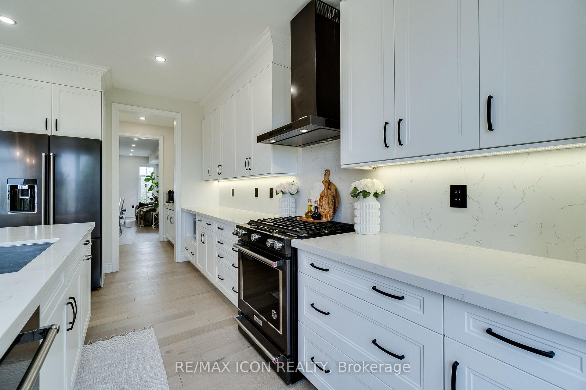 Photo 21 of 904 Forest Creek Court, Kitchener — HOMEH
