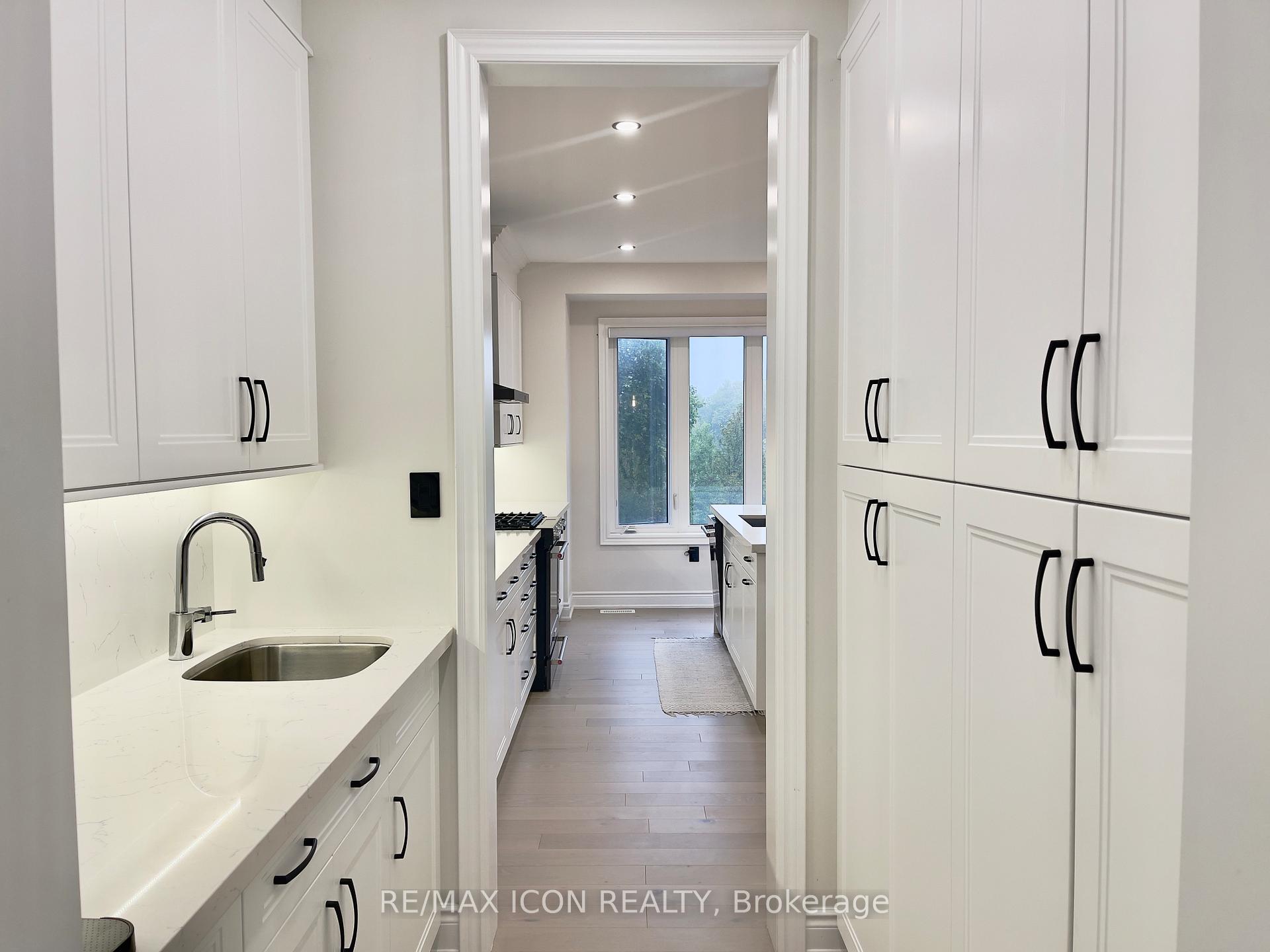 Photo 22 of 904 Forest Creek Court, Kitchener — HOMEH