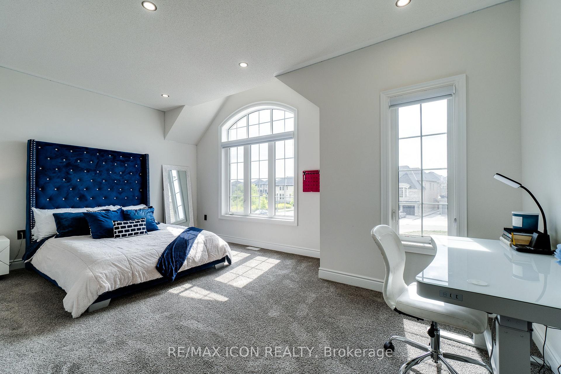 Photo 32 of 904 Forest Creek Court, Kitchener — HOMEH