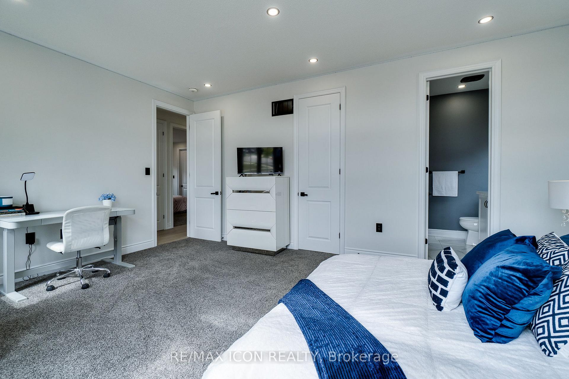 Photo 34 of 904 Forest Creek Court, Kitchener — HOMEH
