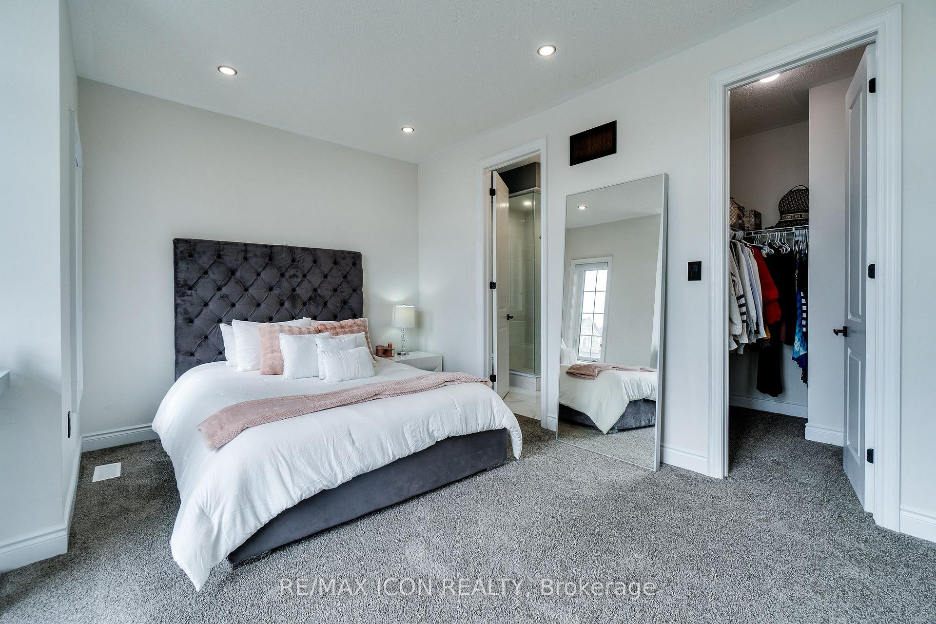 Photo 36 of 904 Forest Creek Court, Kitchener — HOMEH