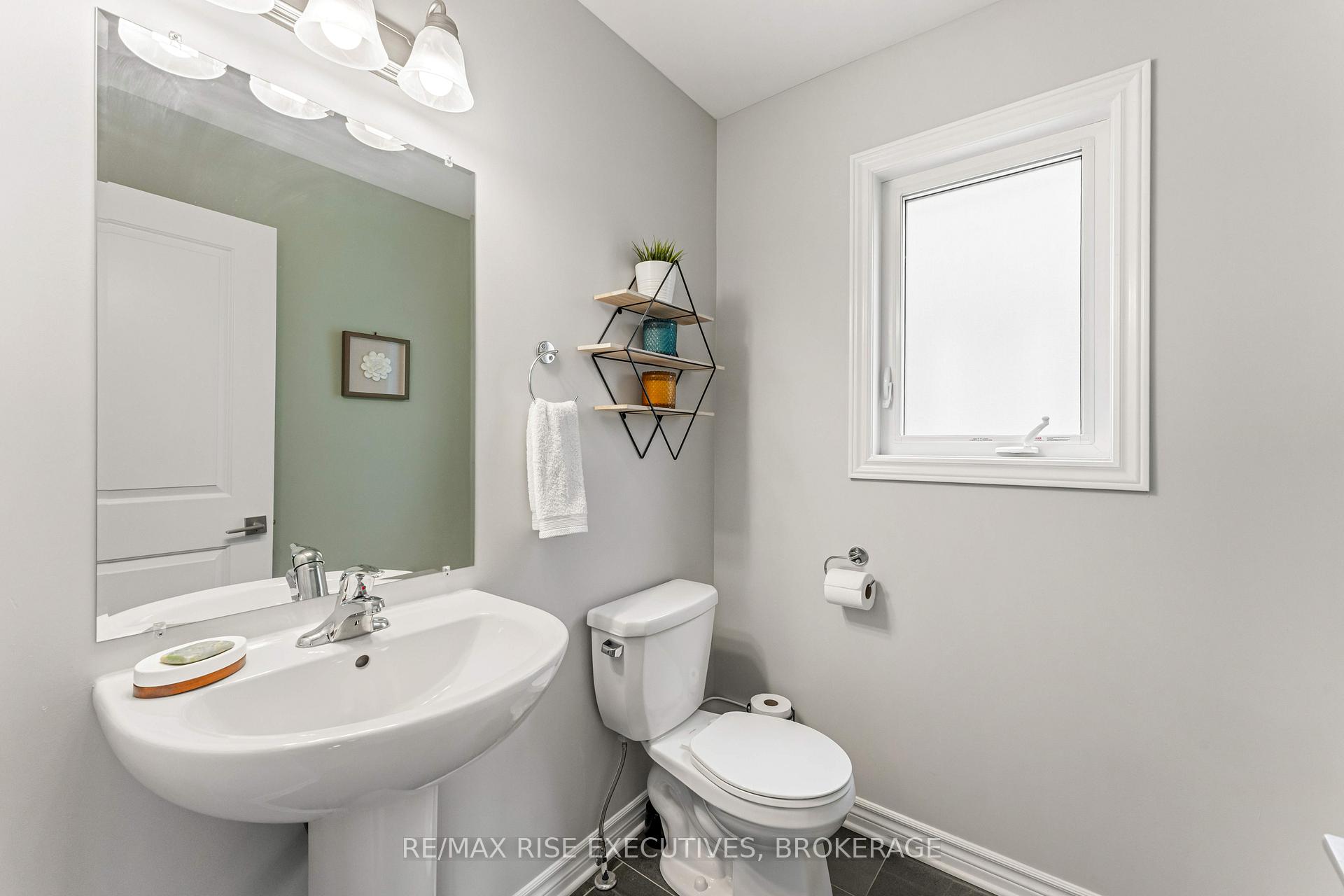 Photo 13 of 22 Tegan Court, Loyalist, Odessa — HOMEH