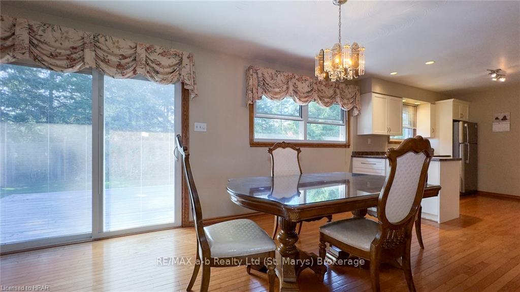 Photo 12 of 93 Langford Drive, Lucan Biddulph, Lucan — HOMEH