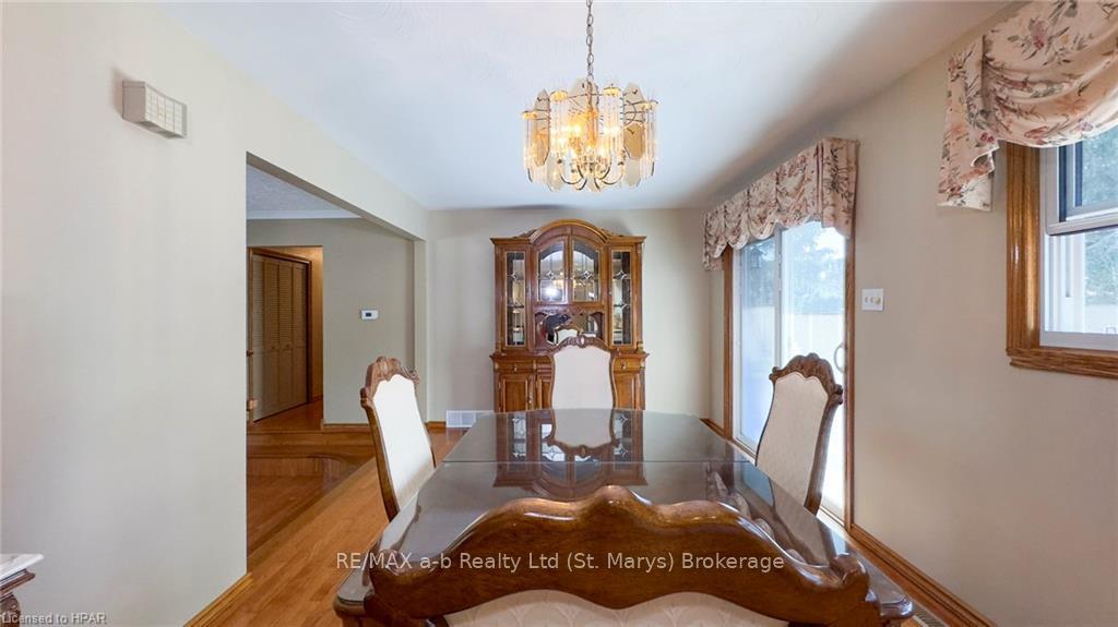 Photo 14 of 93 Langford Drive, Lucan Biddulph, Lucan — HOMEH